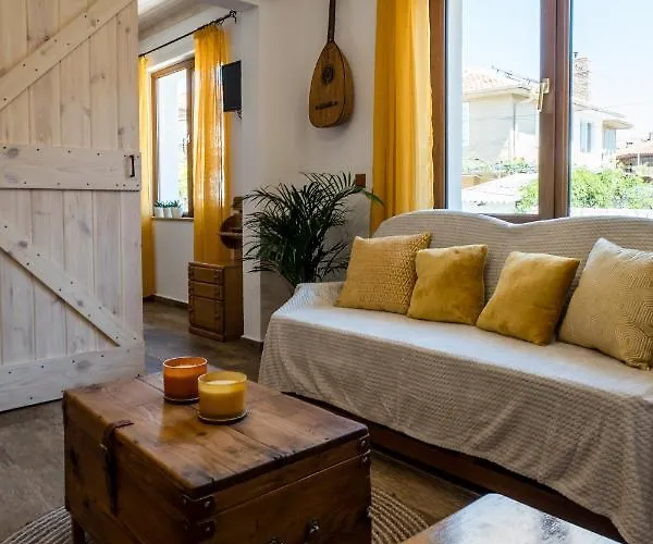 Апартамент Our House Созопол