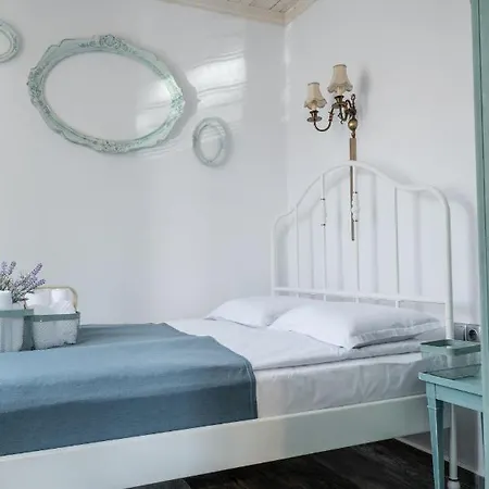 Our House Апартаменты *